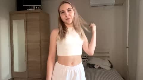 Emi online show from 16, 11, 2025