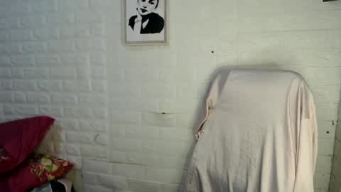 Snapshot of arahislovets chatting on 19, 1, 2025 arah online show from 19, 1, 2025