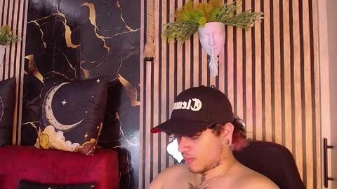 Snapshot of arcano__rh chatting on 11, 5, 2026 Loki online show from 11, 5, 2026