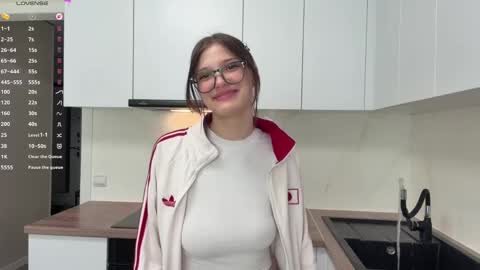 Caroline online show from 12, 4, 2026