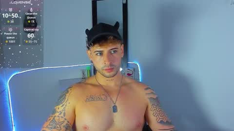 Snapshot of ares_blue chatting on 8, 10, 2025 ares blue online show from 8, 10, 2025