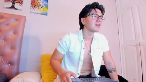 Snapshot of ares_lee chatting on 8, 8, 2026 ARES online show from 8, 8, 2026