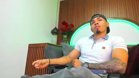 Snapshot of ares_stone chatting on 20, 11, 2025 Ares Stone online show from 20, 11, 2025