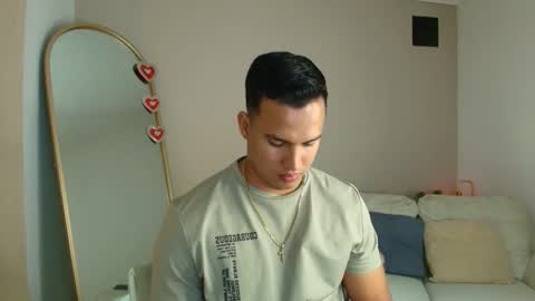 ares levi online show from 19, 3, 2026