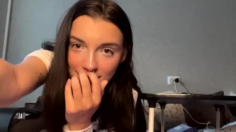 Snapshot of argentinacaimi chatting on 1, 7, 2026 Reyna online show from 1, 7, 2026