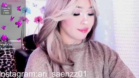Snapshot of ari_saenz chatting on 12, 12, 2024 online show from 12, 12, 2024