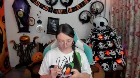 Linda online show from 7, 10, 2025