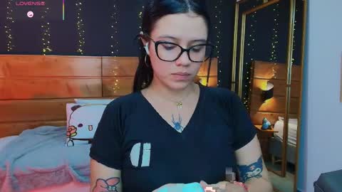 Ari  online show from 14, 4, 2026