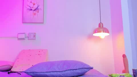 Snapshot of aria_millers1 chatting on 25, 4, 2026 aria_millers1 online show from 25, 4, 2026