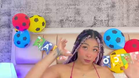 ARIA PEACH  online show from 1, 7, 2026