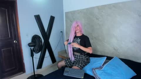 aria_skyee online show from 24, 4, 2026