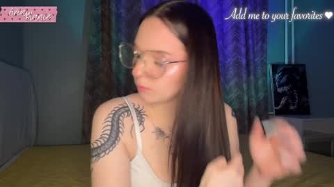 Snapshot of ariablance chatting on 28, 4, 2026 ariablance online show from 28, 4, 2026