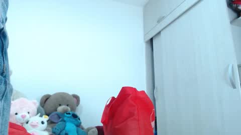 ariacoral online show from 1, 11, 2025