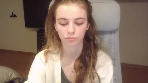 AriaCreazy online show from 13, 10, 2025