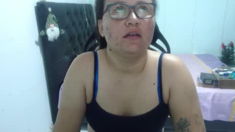 ...Ariana... online show from 29, 11, 2025