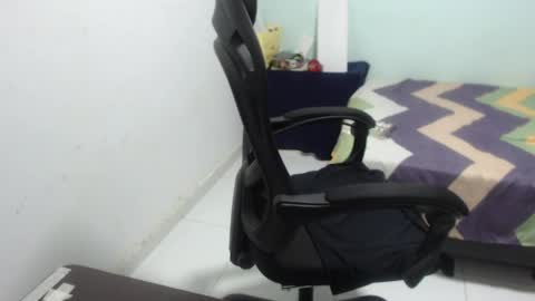 ...Ariana... online show from 13, 4, 2026