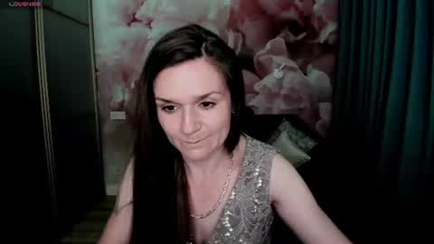 AriaGray online show from 2, 7, 2026