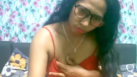 ariah13 online show from 18, 1, 2026