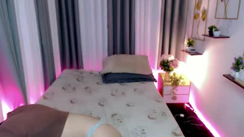 Christine  JorgensenChristmas wish breasts implants  online show from 19, 1, 2026