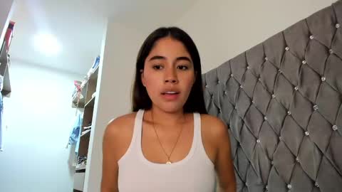 Aria Montgomery online show from 21, 12, 2024