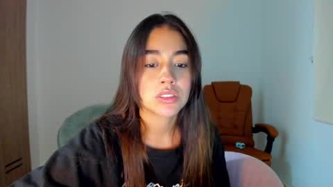 Aria Montgomery online show from 24, 2, 2025