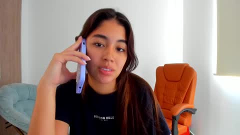 Aria Montgomery online show from 7, 3, 2025