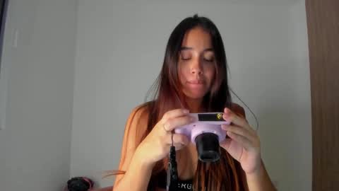 Aria Montgomery online show from 6, 10, 2025