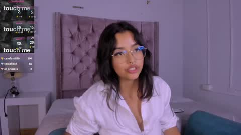 Snapshot of ariana_pierce chatting on 17, 1, 2025 Ariana online show from 17, 1, 2025
