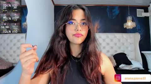 Snapshot of ariana_pierce chatting on 7, 3, 2025 Ariana online show from 7, 3, 2025
