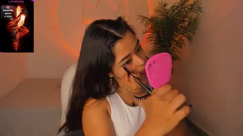 Snapshot of ariana_pierce chatting on 5, 12, 2025 Ariana online show from 5, 12, 2025