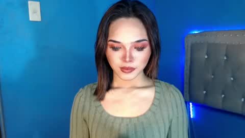 Snapshot of ariana_queen_hugecock69 chatting on 4, 7, 2026 Arian online show from 4, 7, 2026