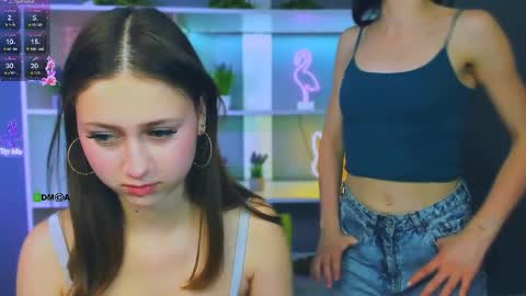 Snapshot of arianaa_cat chatting on 8, 5, 2026 arianaa_cat online show from 8, 5, 2026