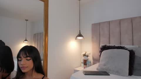 Ariana  online show from 13, 11, 2025