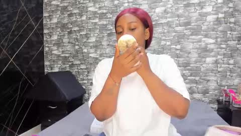 Ariana online show from 23, 10, 2025