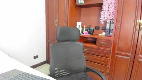 Andrea online show from 27, 9, 2025