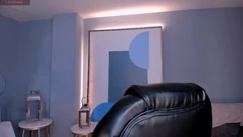 Ariana Dumont online show from 15, 10, 2025