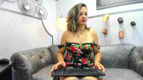 Snapshot of arianasommers chatting on 26, 5, 2026 ArianaSommers online show from 26, 5, 2026