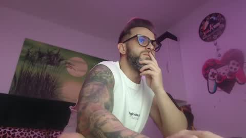 Snapshot of ariandeluna chatting on 7, 1, 2025 ariandeluna online show from 7, 1, 2025