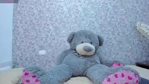 Snapshot of arianha_walker chatting on 27, 10, 2025 arianha_walker online show from 27, 10, 2025