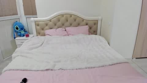 arianightx online show from 24, 1, 2025