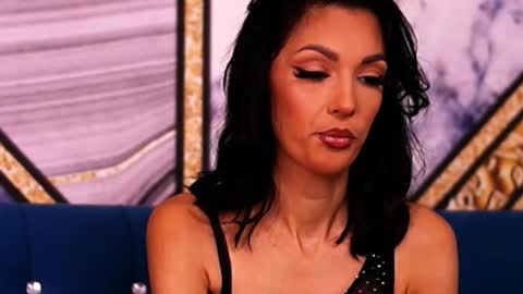 Snapshot of arianna_clover chatting on 3, 10, 2025 Arry online show from 3, 10, 2025
