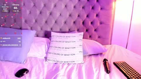    online show from 12, 1, 2025