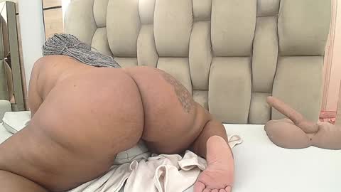 arianna pearl online show from 4, 2, 2025