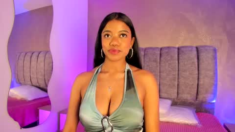 arianna_roxe_ online show from 10, 6, 2026