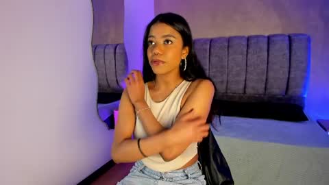 arianna_roxe_ online show from 5, 7, 2026