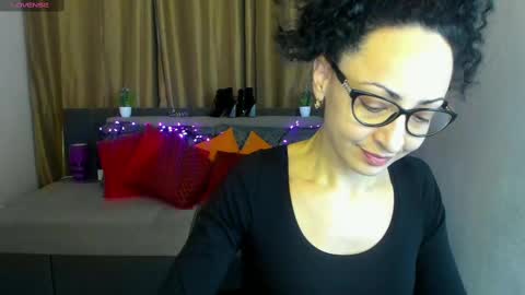 Arianna online show from 3, 1, 2025