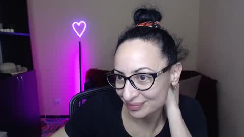 Arianna online show from 2, 2, 2025