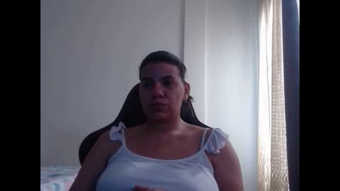 ariannaloovel online show from 14, 1, 2025