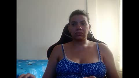 ariannaloovel online show from 4, 2, 2025