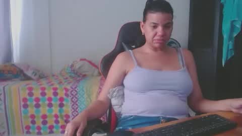 Snapshot of ariannaloovel chatting on 12, 3, 2026 ariannaloovel online show from 12, 3, 2026